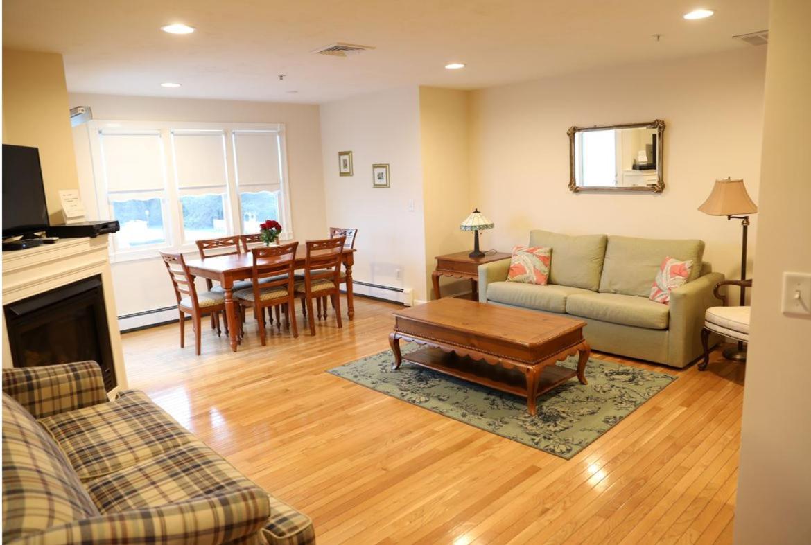 By The Sea Guests Bed & Breakfast And Suites Dennisport Zimmer foto